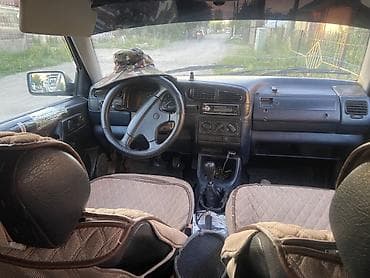 sprinter 2 9: Volkswagen Vento: 1994 г., 1.8 л, Механика, Бензин, Седан — 6