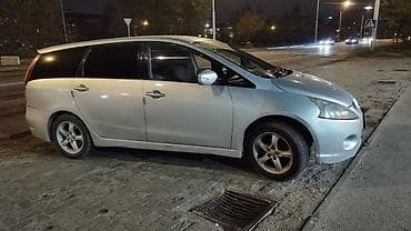 Mitsubishi Grandis: 2005 г., 2.4 л, Типтроник, Бензин, Минивэн