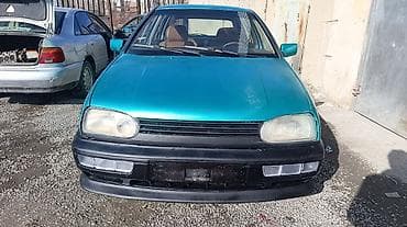 Volkswagen Golf: 1993 г., 2 л, Механика, Бензин, Хэтчбэк