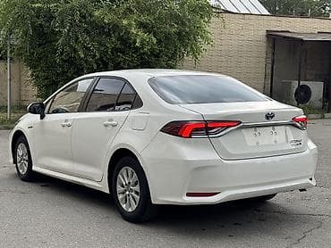 микро гес: Toyota Corolla: 2021 г., 1.8 л, Вариатор, Гибрид, Седан — 5