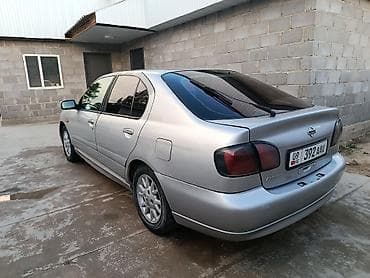 golf 5: Nissan Primera: 2001 г., 2 л, Механика, Бензин, Хэтчбэк — 5