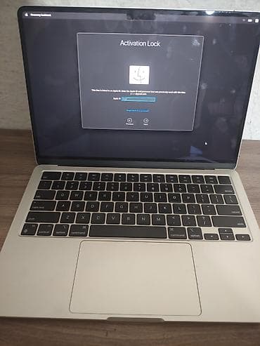 Техника и электроника: Ультрабук, Б/у, Apple M2, ОЗУ, RAM: 8 ГБ — 1