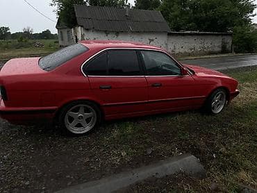 боковой тырмо: BMW 5 series: 1991 г., Механика, Бензин, Седан — 6