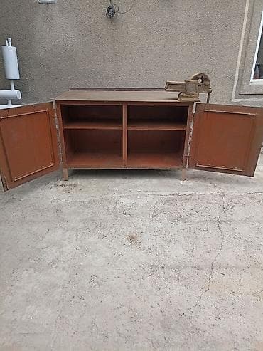 Курулуш жабдуулары: Үстөл, Металл иштетүү үчүн — 3