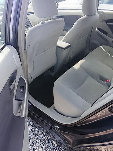 mercedes benz e class 212: Toyota Prius: 2010 г., 1.8 л, Автомат, Гибрид, Хэтчбэк — 5