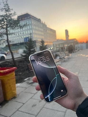 эпл вочи: IPhone 16 Pro, Белый, Чехол, 90 % — 2