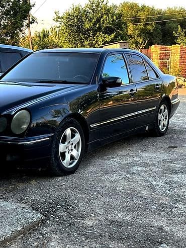 крыло спринтера: Mercedes-Benz E-Class: 2000 г., 2.4 л, Автомат, Бензин, Седан — 2