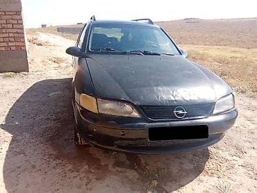 wuling mini ev: Opel Vectra: 1998 г., 2 л, Механика, Бензин, Универсал — 1