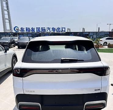 byd song plus ev: JMEV : 2026 г., Автомат, Электромобиль, Кроссовер — 10