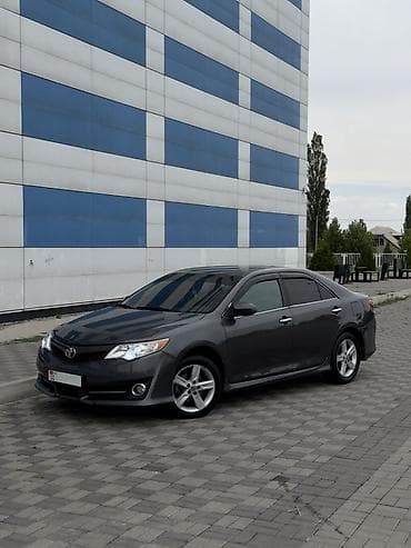 Toyota Camry: 2012 г., 2.5 л, Автомат, Бензин, Седан — 1
