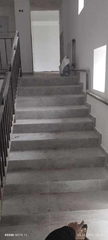 кафел койом: Дубалдарды коюу үчүн даярдоо, Дубалдарды грунттоо үчүн даярдоо, Плиткаларды кесүү | Мозаика плиткасы, Карапа плиткасы, Керамогранит плиткасы | Тикелей төшөө, Диагоналдуу төшөө, Горизонталдуу төшөө 6 жылдан ашык тажрыйба — 27