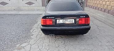 Audi 100: 1993 г., 2.6 л, Механика, Бензин, Седан — 3