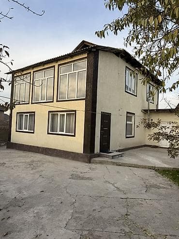 срочно дом: СРОЧНО ‼️ Район Ак-Ордо 2-этажный уй сатам 6 соток Площадь 200кв,м — 2
