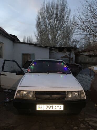срочно продам авто в связи с переездом: ВАЗ (ЛАДА) 2109: 1990 г., 1.5 л, Механика, Бензин, Хэтчбэк — 4