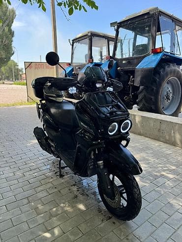 Мототехника: Тип скутера Tank, 150 куб. см, Бензин, Б/у — 2