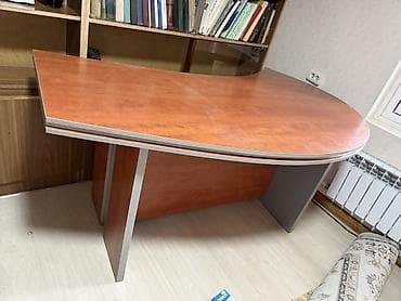 Офисный стол, Б/у, Нерегулируемый, цвет - Коричневый, Угловой, ЛДСП