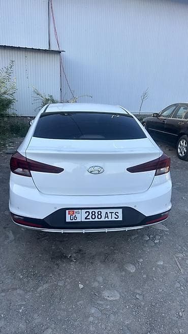 corolla e150: Hyundai Elantra: 2018 г., 1.6 л, Автомат, Газ, Седан — 3