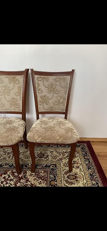 старый уголок: Стол и стул для зала, Б/у, Самовывоз, цвет - Коричневый — 2