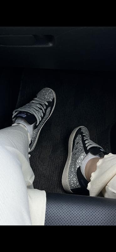 superstar: Кроссовки, 36, 37, Golden Goose, Б/у, цвет - Серебристый, Самовывоз — 1