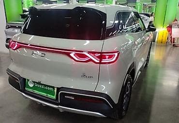 св: BYD Yuan Up: 2025 г., 0.1 л, Автомат, Электромобиль, Кроссовер — 2