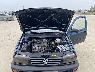 ford focus 3: Volkswagen Vento: 1994 г., 1.8 л, Ручные, Бензин, Седан — 2