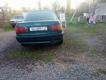 m class: Audi 80: 1993 г., Ручные, Седан — 3