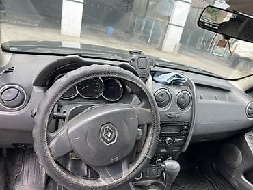 рено дустер: Renault Duster: 2016 г., 2 л, Автомат, Бензин, Кроссовер — 6