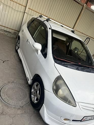 Honda Fit: 2003 г., 1.3 л, Вариатор, Бензин, Хэтчбэк — 2