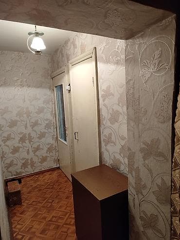 каретный двор: 2 комнаты, 44 м², 3 этаж, Косметический ремонт — 1