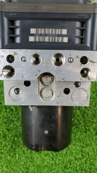 система форсунок: Блок abs Bmw 5 E60 РЕСТАЙЛИНГ N53B30 3.0I 2007 (б/у) ​ Марка: BMW — 8