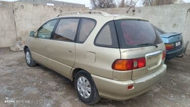 срочно продаю в связи с переездом: Toyota Ipsum: 2001 г., 2 л, Автомат, Бензин, Минивэн — 4
