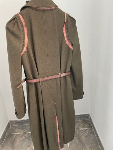 срочно продаю в связи с переездом: Пальто женское, шинель, бренд DSguared, Италия, размер 46, в — 3