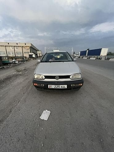 Volkswagen Golf: 1994 г., 2 л, Кол менен иштөөчү, Бензин, Хетчбек — 3