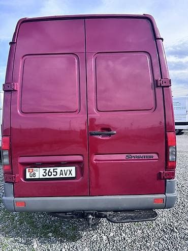 эшке: Жеңил жүк ташуучу унаа, Mercedes-Benz — 7