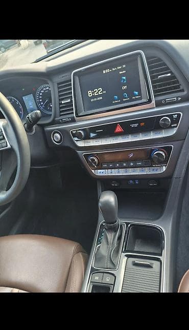 mini cuper: Hyundai Sonata: 2018 г., 2 л, Автомат, Газ, Седан — 2