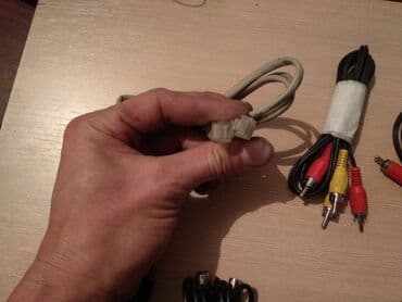 аксессуары для компьютера: Кабеля разные — 10