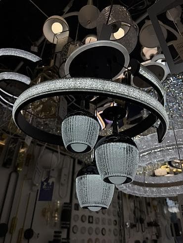 Потолочная LED-люстра с декоративными рассеивателями - Дизайн