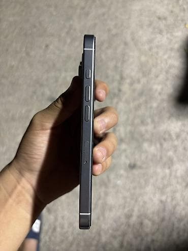 iph: IPhone 16 Pro, Новый, 256 ГБ, White Titanium, Зарядное устройство, 94 % — 4