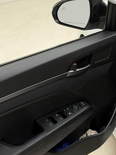 m class: Hyundai Avante: 2018 г., 1.6 л, Автомат, Бензин, Седан — 4