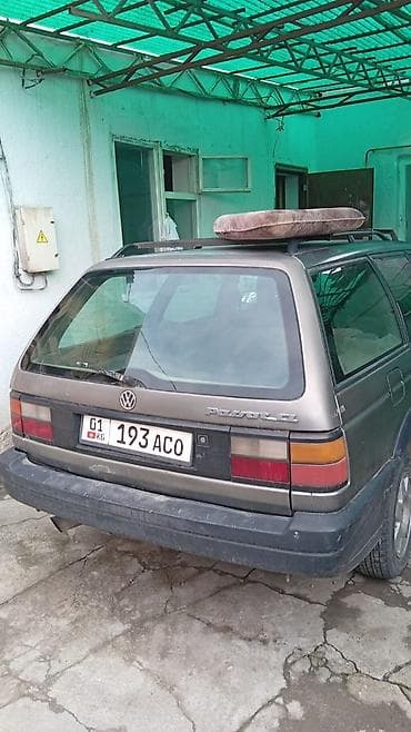 агенство ош: Volkswagen Passat: 1990 г., 1.8 л, Кол менен иштөөчү, Бензин, Универсал — 2