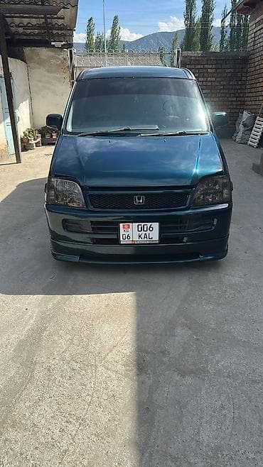 водная техника: Honda Stepwgn: 2000 г., Минивэн — 1