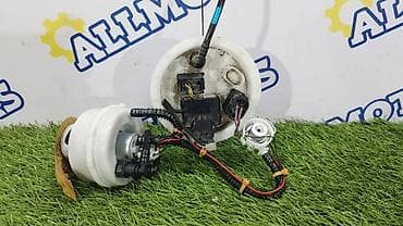 BMW 528xi (xDrive) v-2.0 turbo 2013 год, топливный насос в сборе