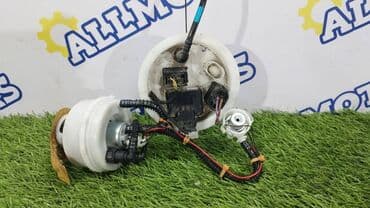 купить насос для повышения давления воды: BMW 528xi (xDrive) v-2.0 turbo 2013 год, топливный насос в сборе — 1