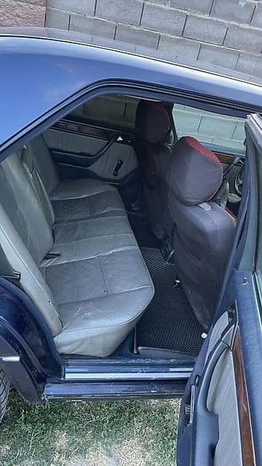 Продажа авто: Mercedes-Benz E-Class: 1995 г., 2 л, Механика, Бензин, Седан — 7