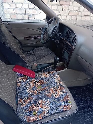 муссо 601: Daewoo Nubira: 2001 г., 1.5 л, Автомат, Бензин, Седан — 4