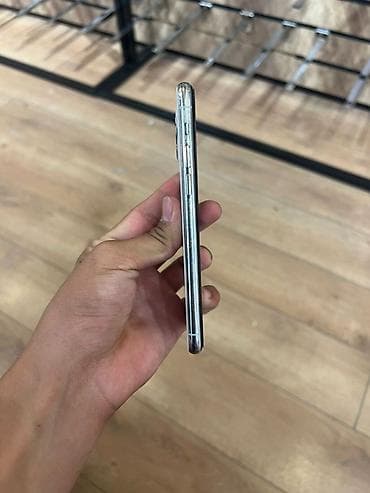 iphone ce: IPhone 11 Pro, 256 ГБ, Серебристый, 80 % — 6