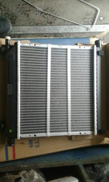 мерседес124: Радиатор на мерседес124 старушка обьем 2-2.3механика гарантия качества — 1