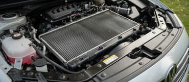 Радиатор охлаждения двигателя для автомобиля. Характеристики и