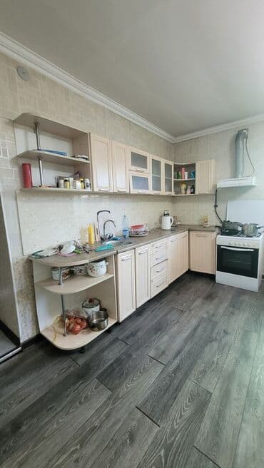 продаю дом аламединский рынок: Дом, 100 м², 4 комнаты, Агентство недвижимости, Старый ремонт — 2
