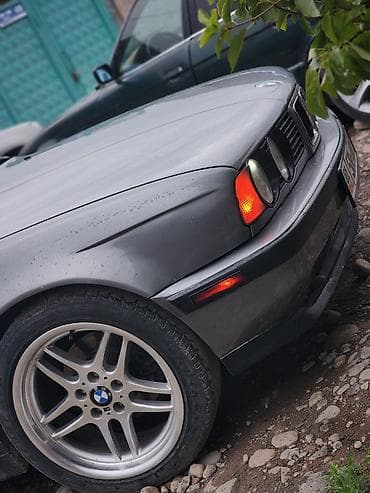 ролики бмв: BMW 5 series: 1992 г., 3.2 л, Механика, Бензин, Седан — 1